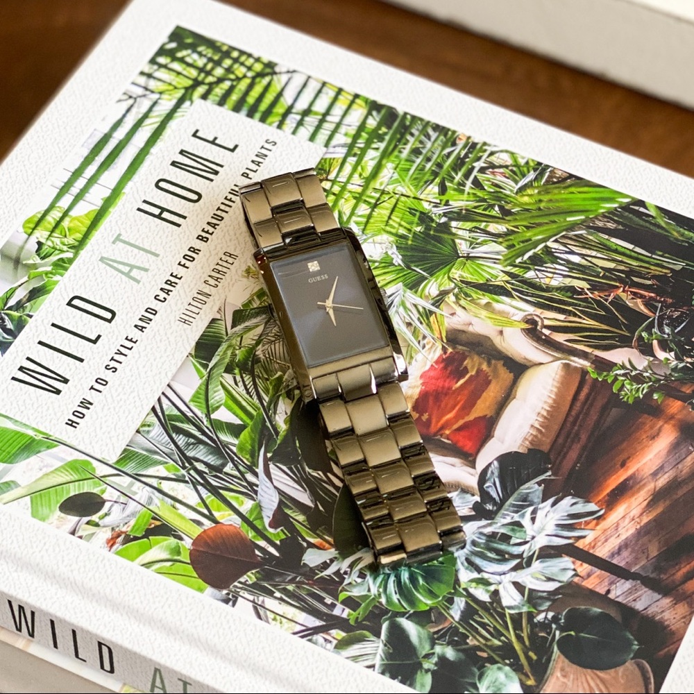 Guess Steel Men’s Watch w/ Genuine Diamond.